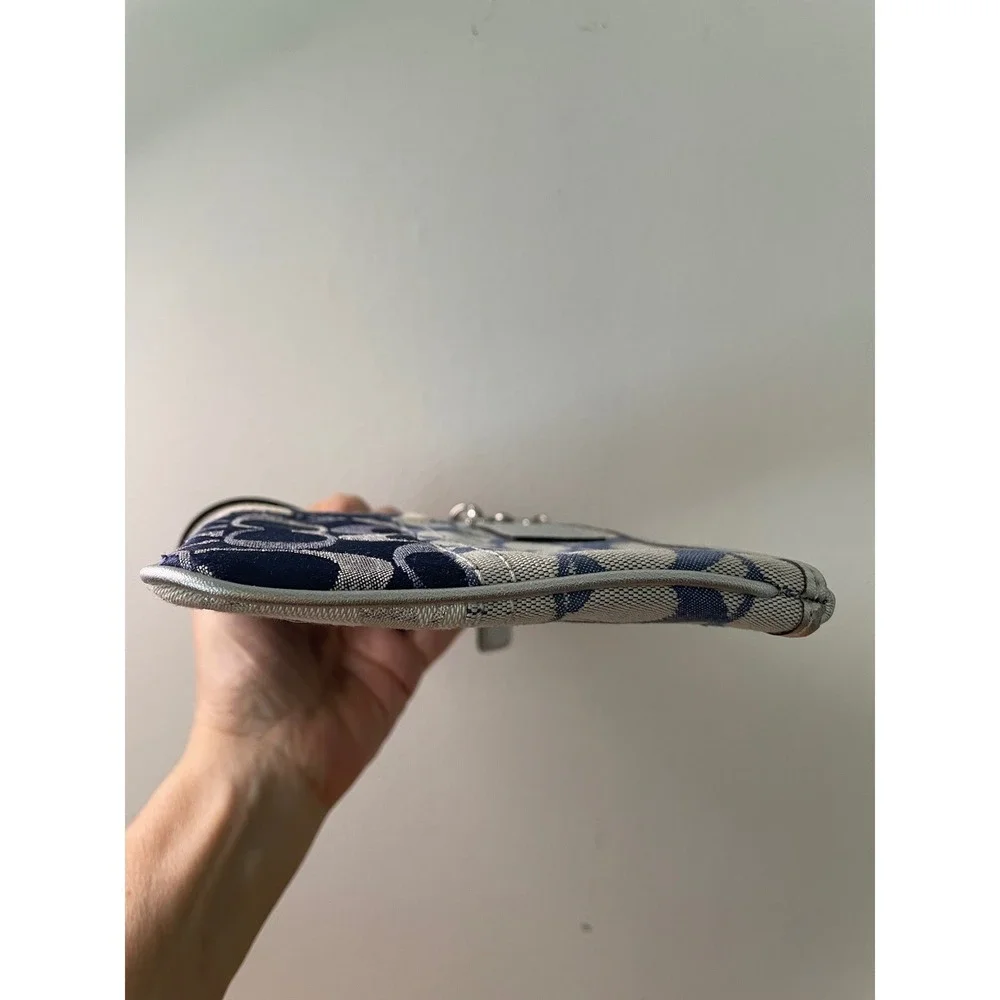 Coach Large Wristlet Blue Patchwork Signature C Denim Silver Trim F47682